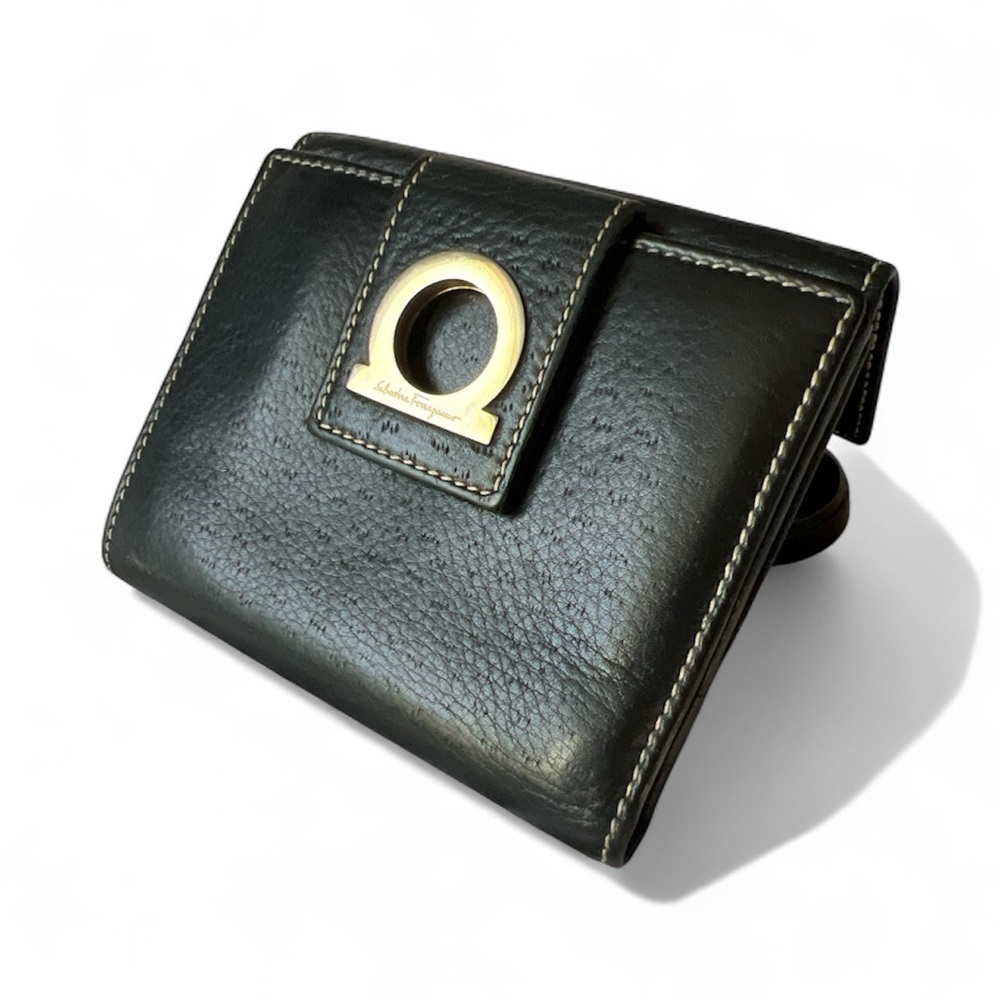 EUC Salvatore Ferragamo Wallet Gancini Black Leather Bifold Gold Hardware
EUC
